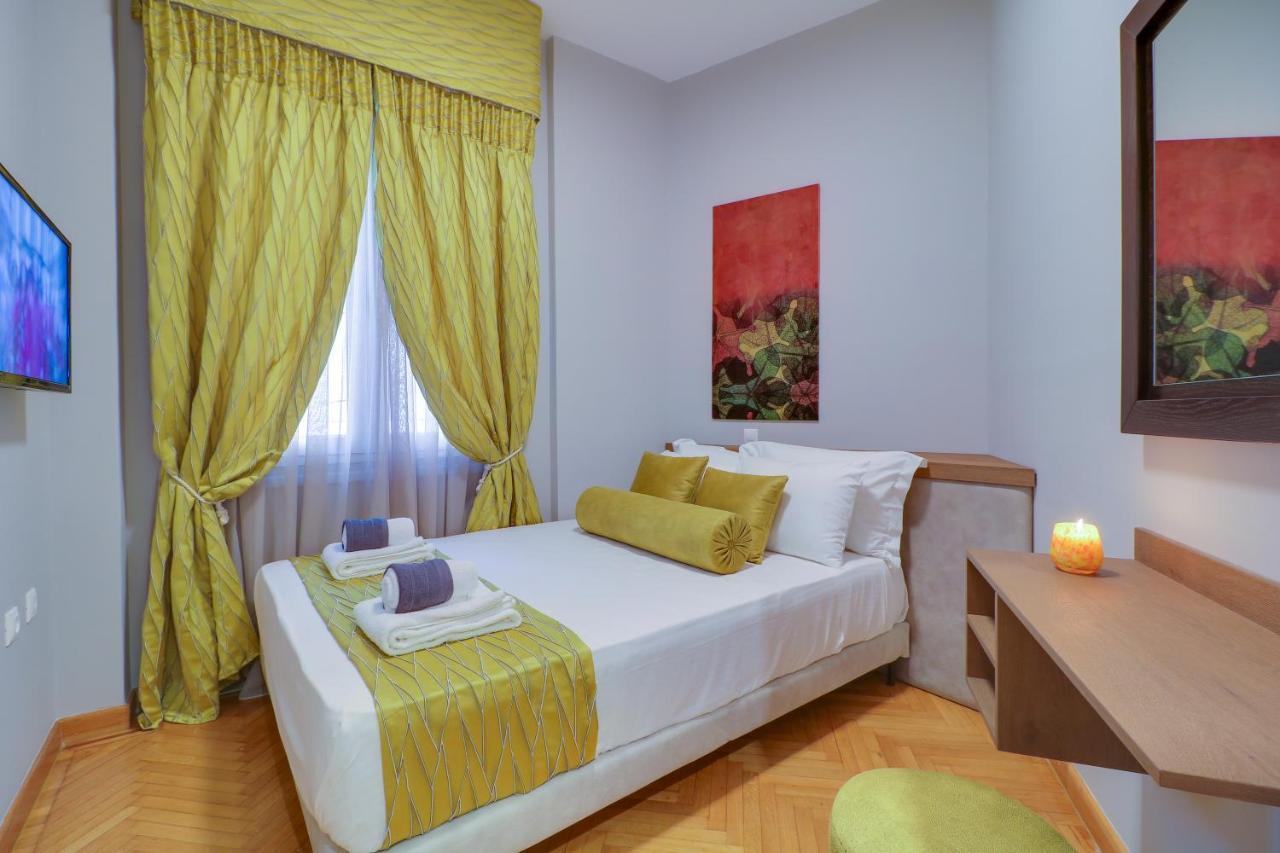 Athinn * Athens